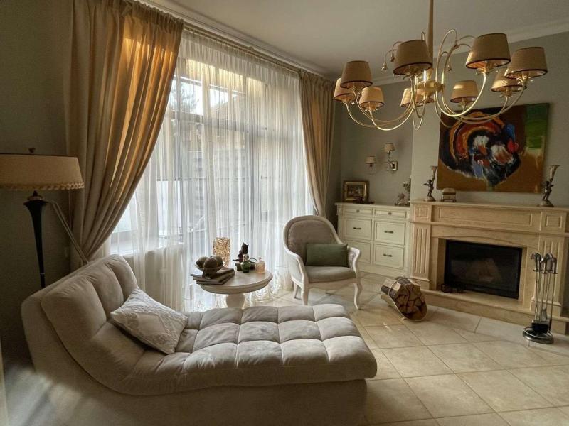 Таунхаус, 340 м², 4 сот.