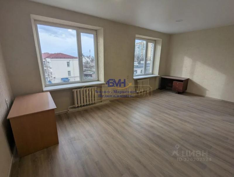 Офис, 815 м²