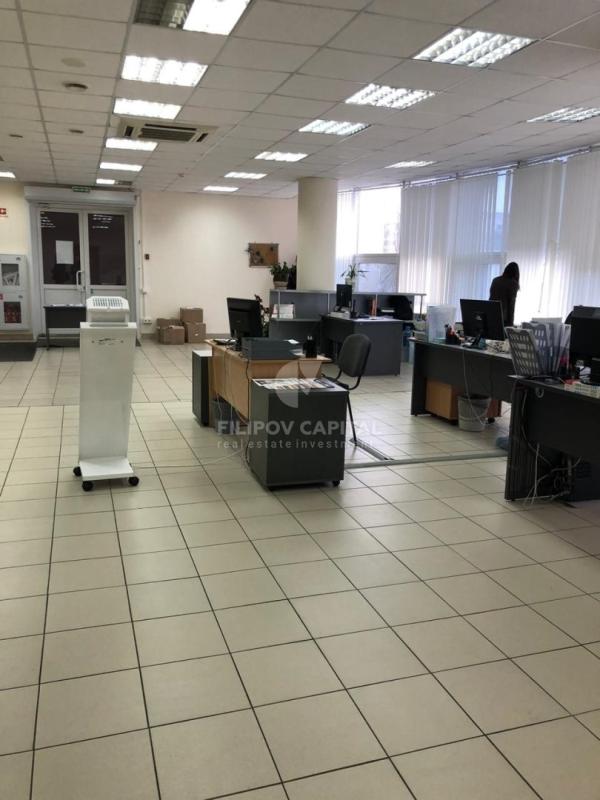 Офис, 681 м²