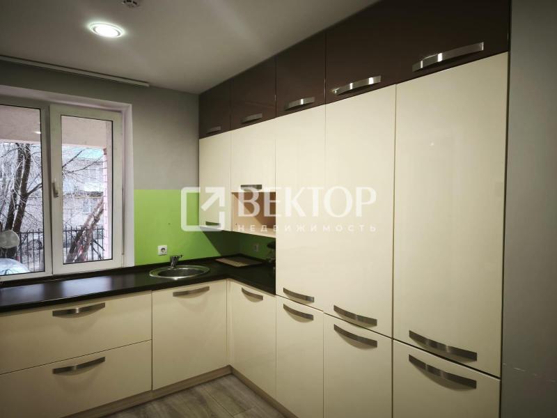 Офис, 115 м²
