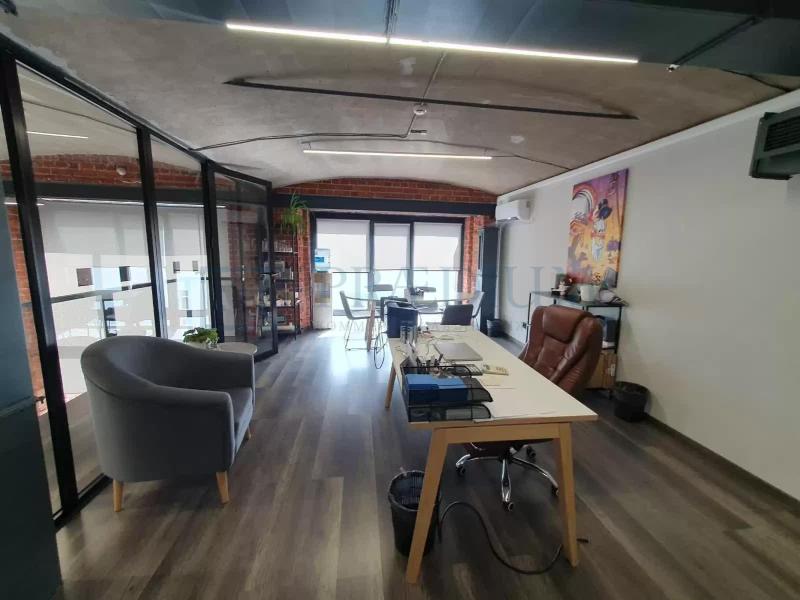 Офис, 429 м²