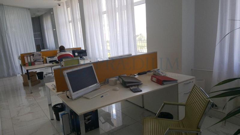 Офис, 136 м²