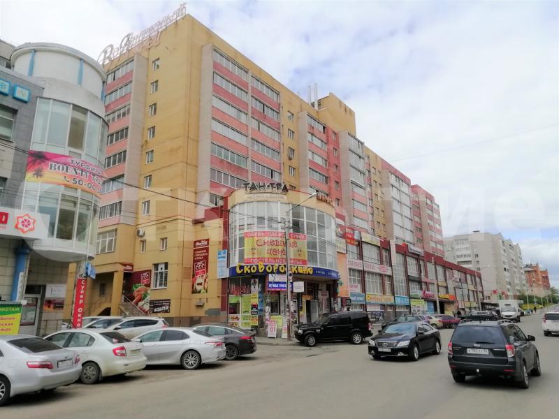 Торговая площадь, 830 м2