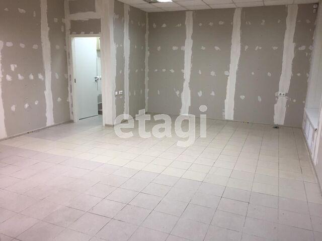 Торговая площадь, 65 м²