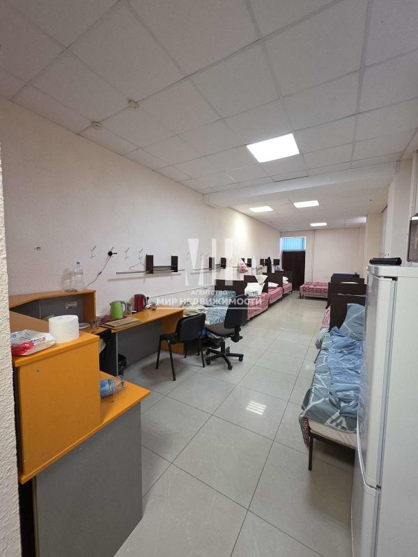 Торговая площадь, 323 м²
