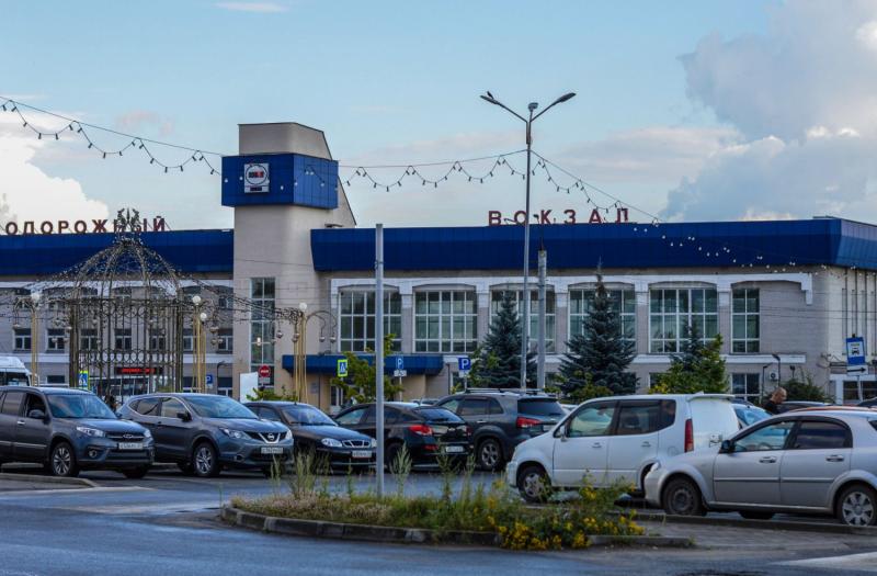 Торговая площадь, 2 449 м²