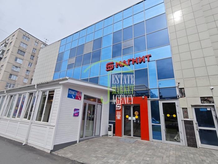 Торговая площадь, 1 370 м²