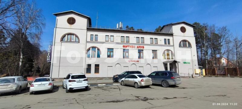 Торговая площадь, 820 м²