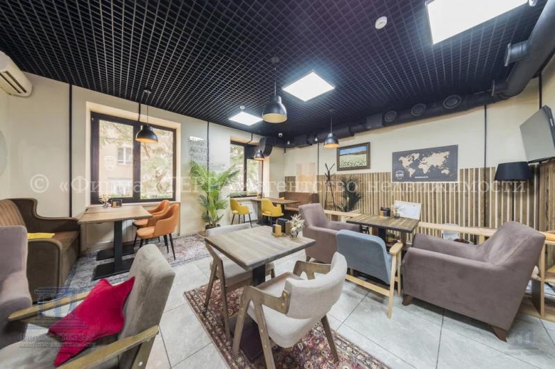 Торговая площадь, 87 м²