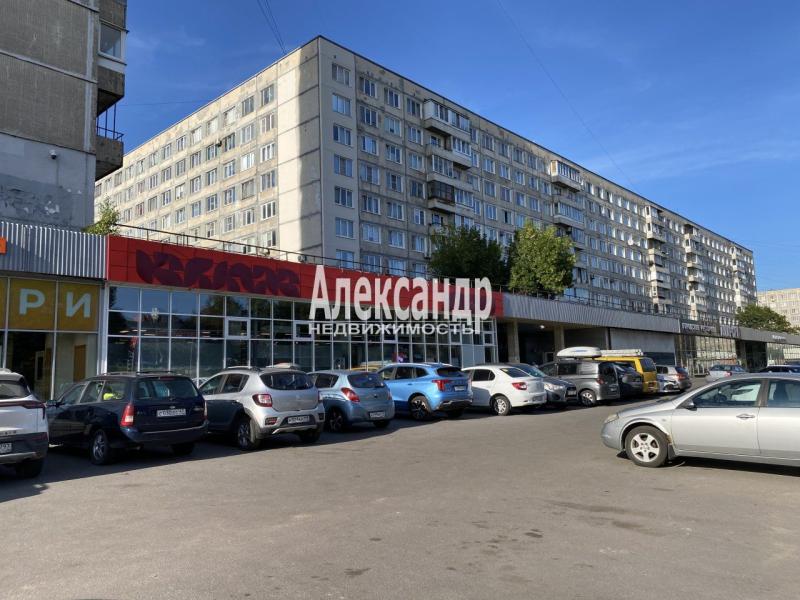 Торговая площадь, 766 м²