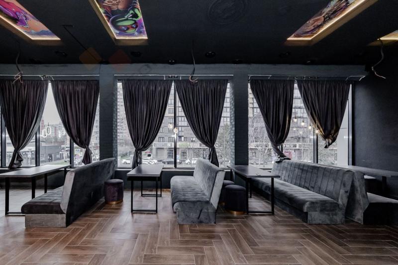 Торговая площадь, 285 м²