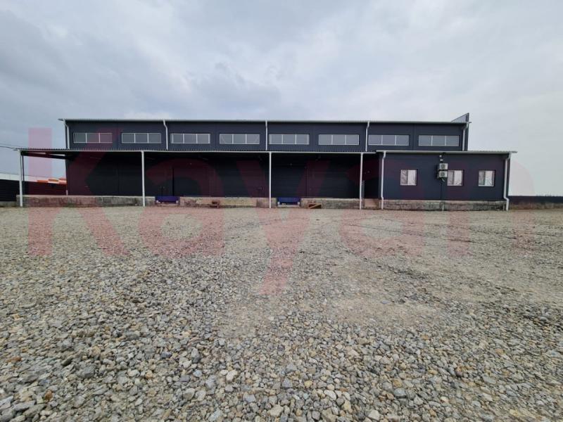 Склад, 1 400 м²