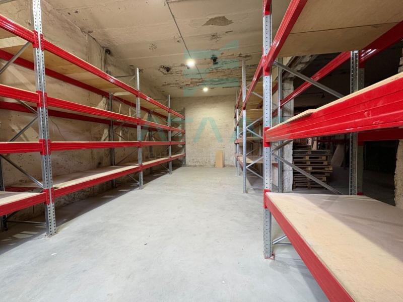 Склад, 900 м²