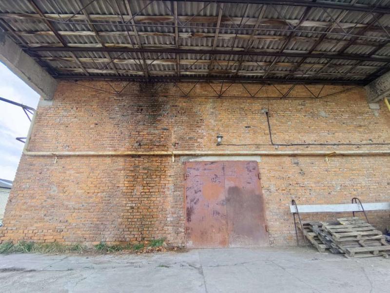 Склад, 670 м²