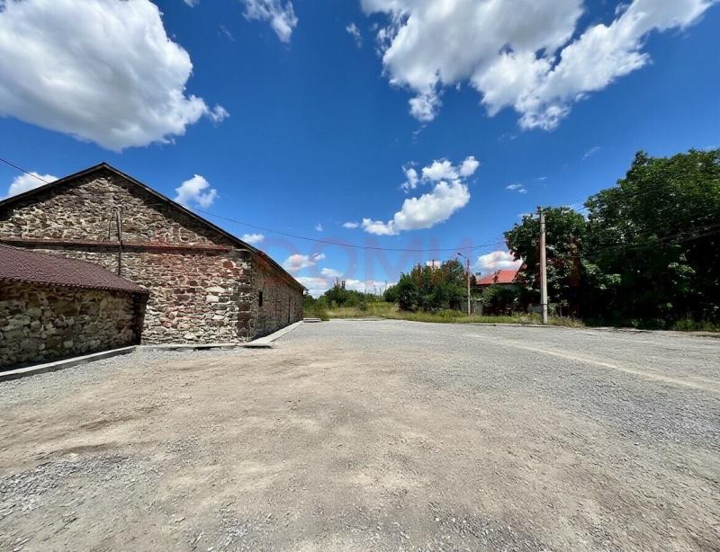 Склад, 648 м²