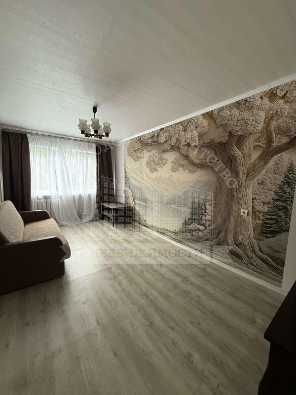 2-комн. квартира, 48 м², 5/5 этаж