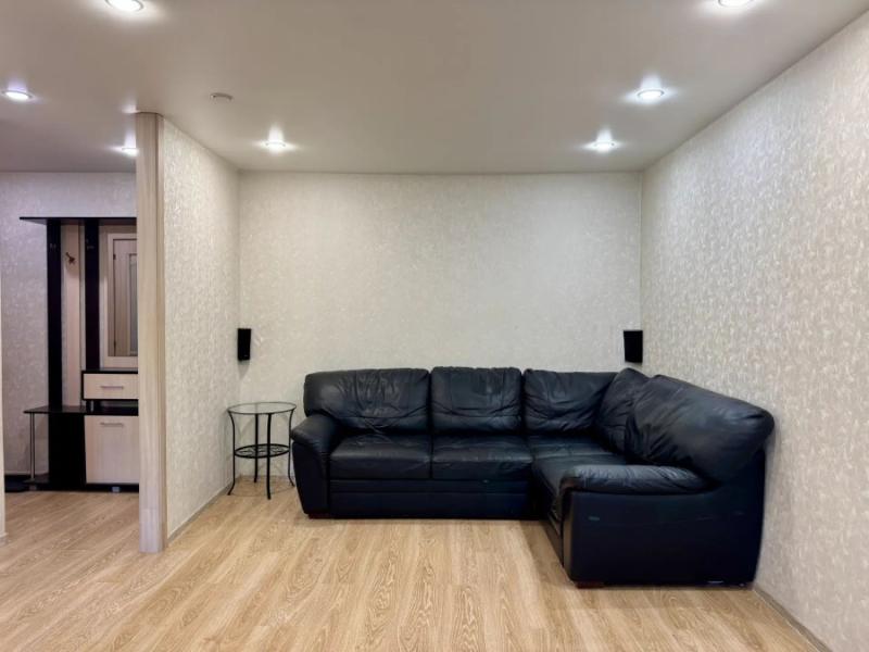 2-комн. квартира, 45 м², 3/5 этаж