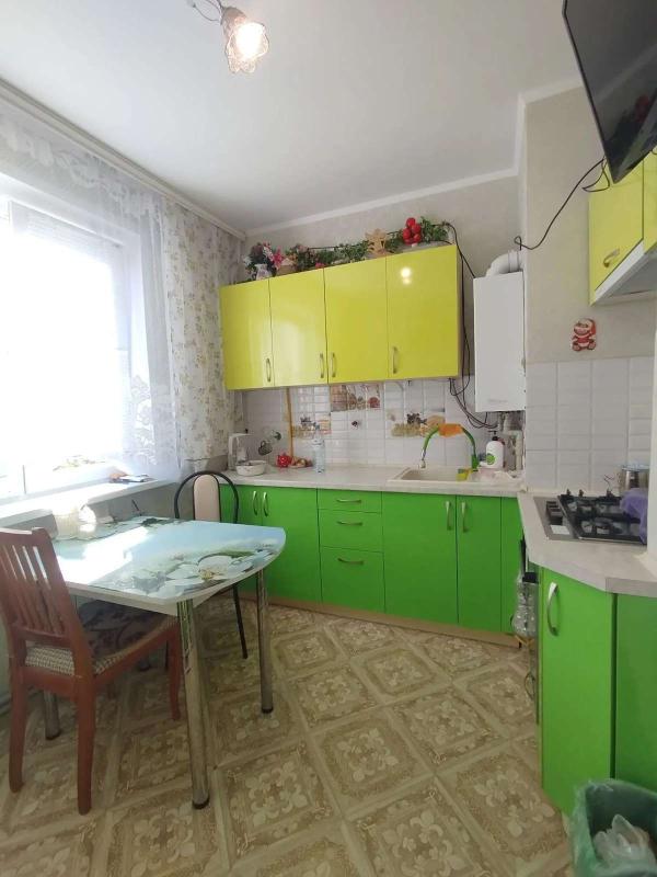 2-комн. квартира, 56 м², 4/10 этаж