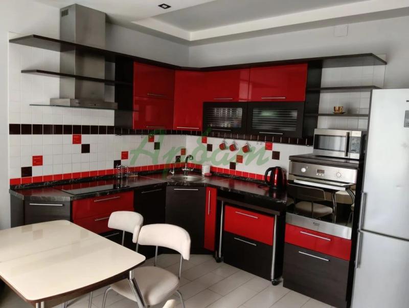 3-комн. квартира, 98 м², 5/12 этаж