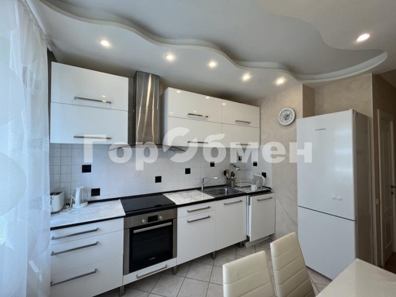 2-комн. квартира, 56 м², 3/29 этаж