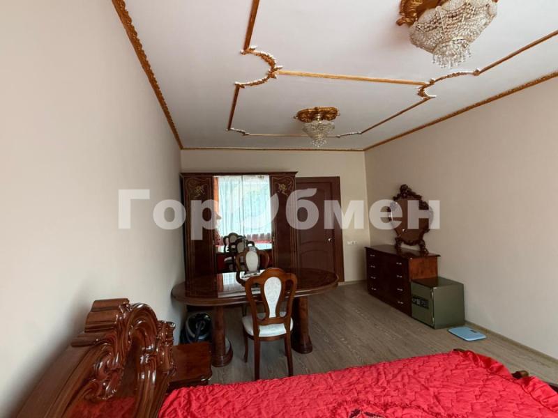 3-комн. квартира, 82 м², 2/8 этаж