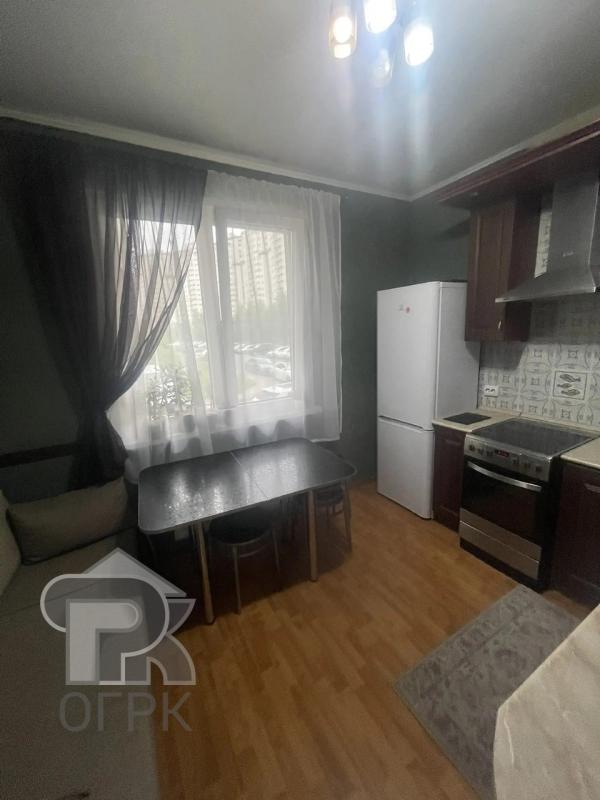 2-комн. квартира, 51 м², 1/17 этаж