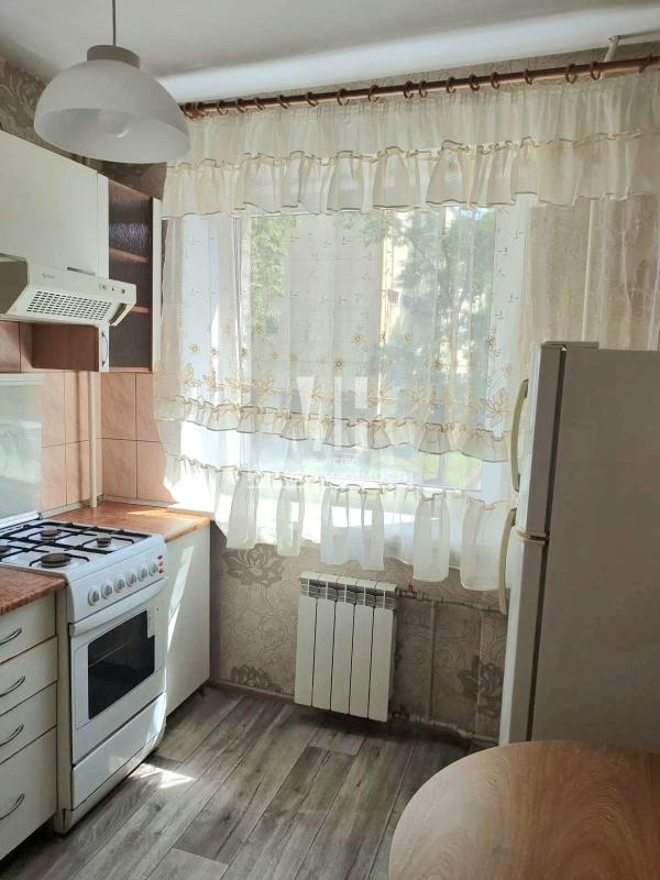 2-комн. квартира, 54 м², 2/5 этаж