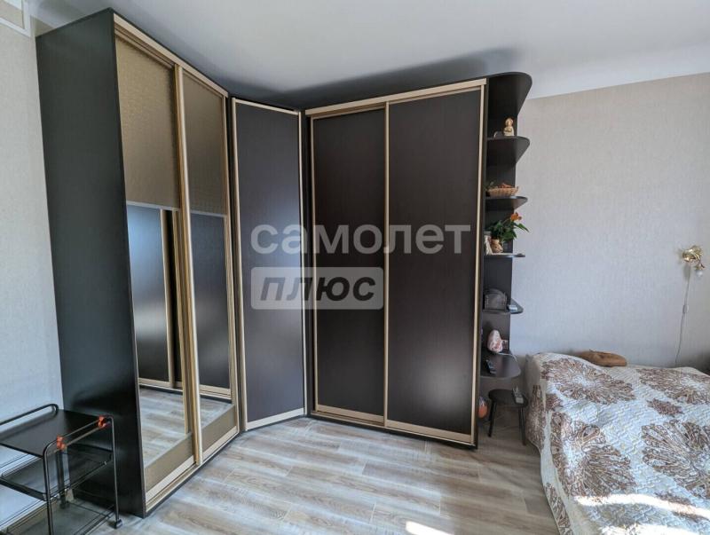 2-комн. квартира, 58 м², 5/5 этаж