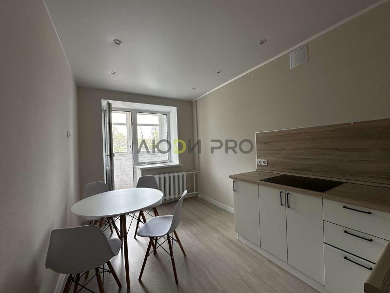 2-комн. квартира, 56 м², 3/10 этаж