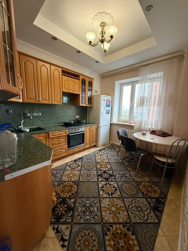 1-комн. квартира, 52 м², 7/18 этаж