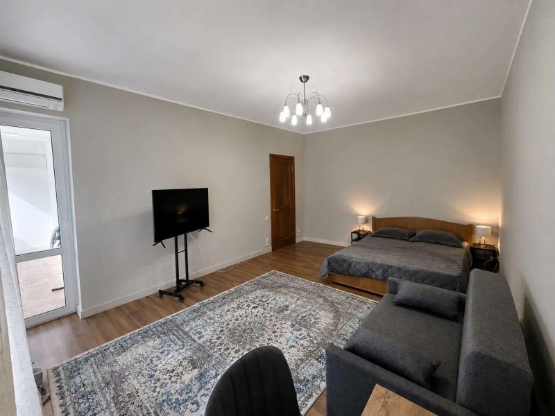 1-комн. квартира, 50 м², 1/7 этаж