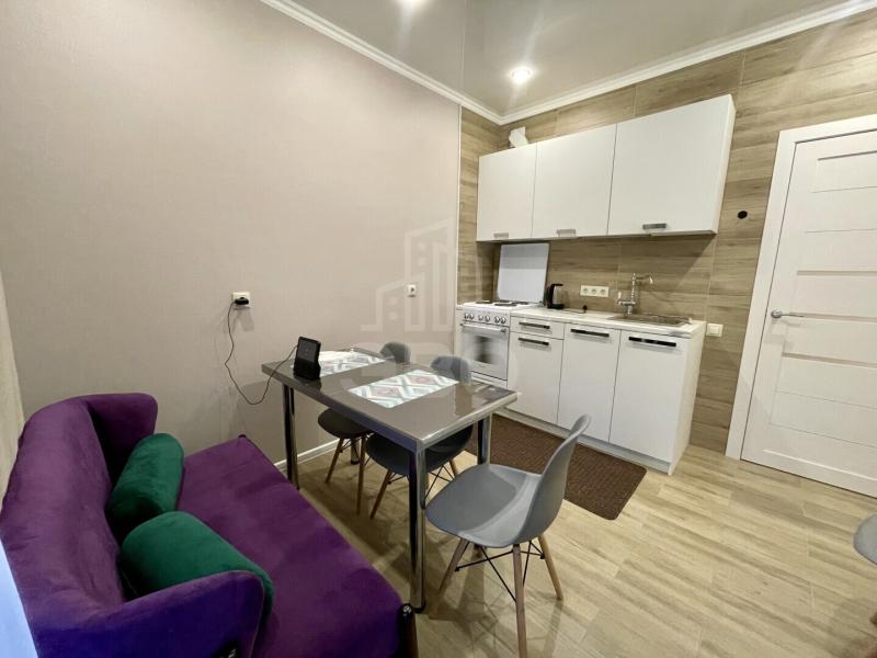 1-комн. квартира, 35 м², 10/13 этаж