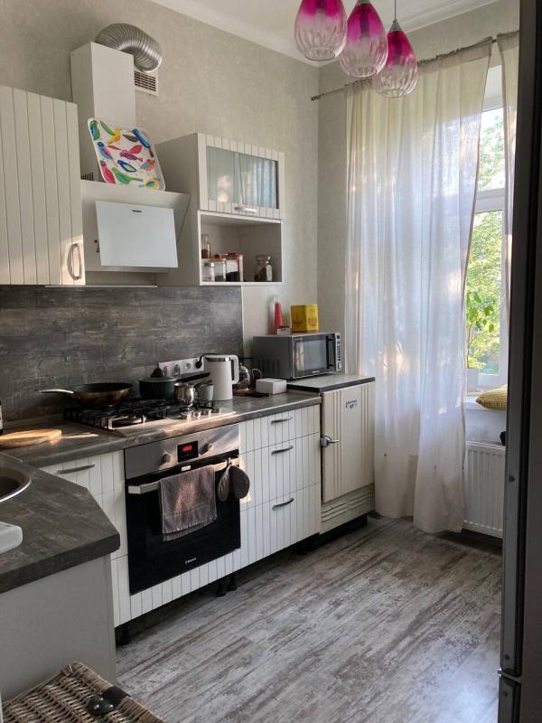 2-комн. квартира, 55 м², 3/5 этаж