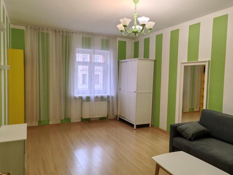 2-комн. квартира, 69 м², 4/6 этаж