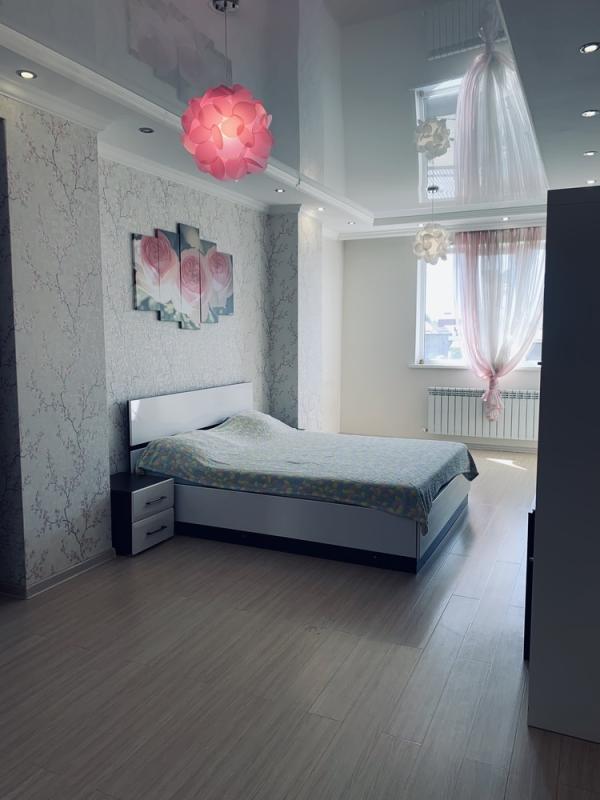 2-комн. квартира, 66 м², 4/12 этаж