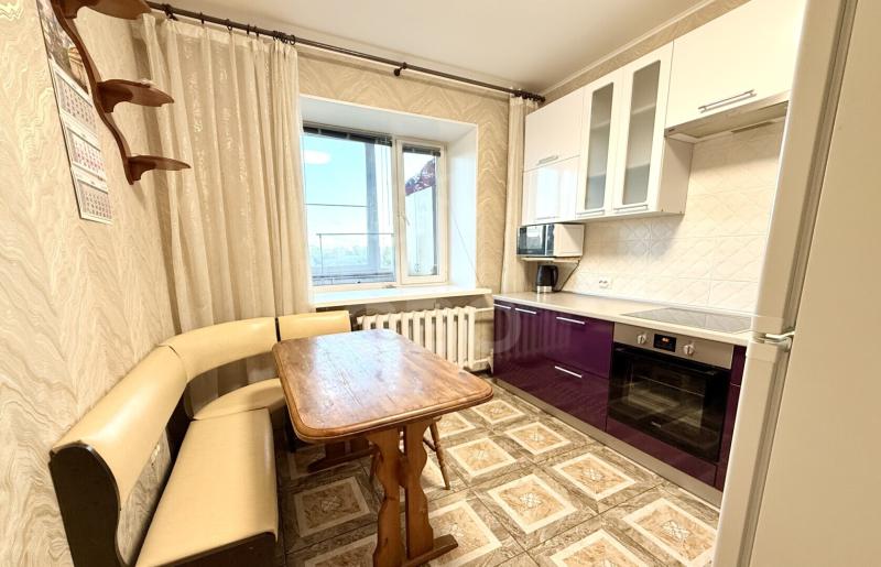 1-комн. квартира, 42 м², 9/17 этаж