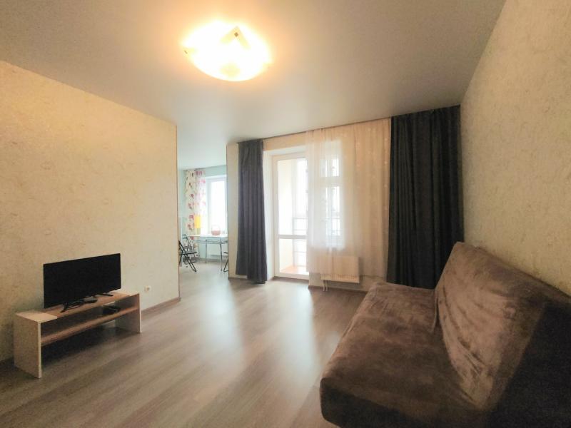 2-комн. квартира, 65 м², 7/25 этаж