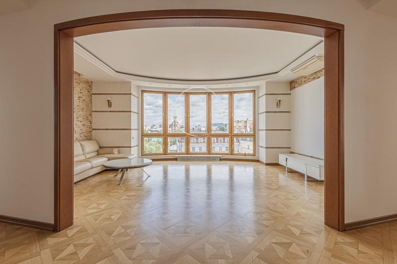 4-комн. квартира, 185 м², 5/10 этаж