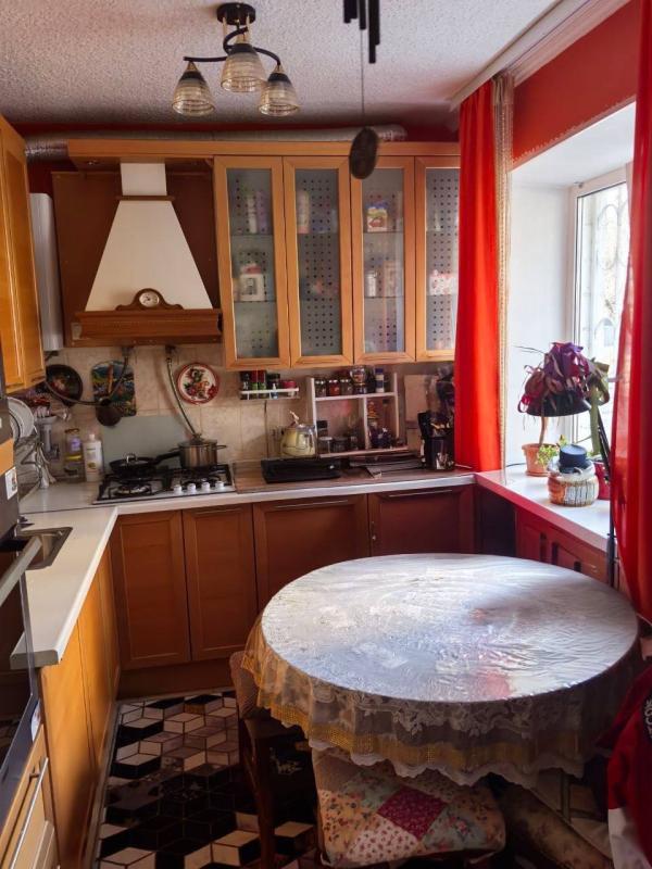 2-комн. квартира, 44 м², 1/5 этаж