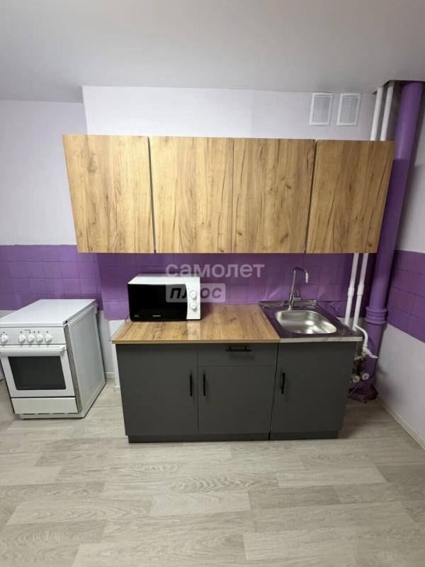 1-комн. квартира, 44 м², 3/12 этаж