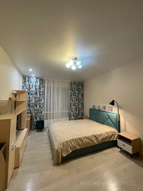 1-комн. квартира, 47 м², 1/17 этаж