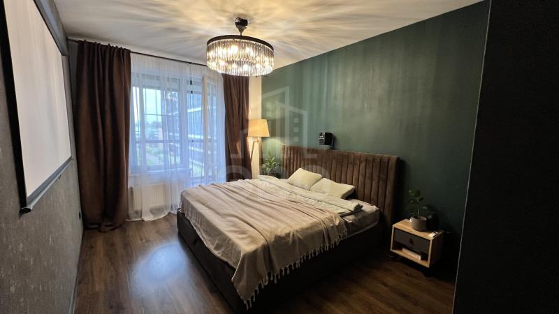 3-комн. квартира, 84 м², 4/10 этаж