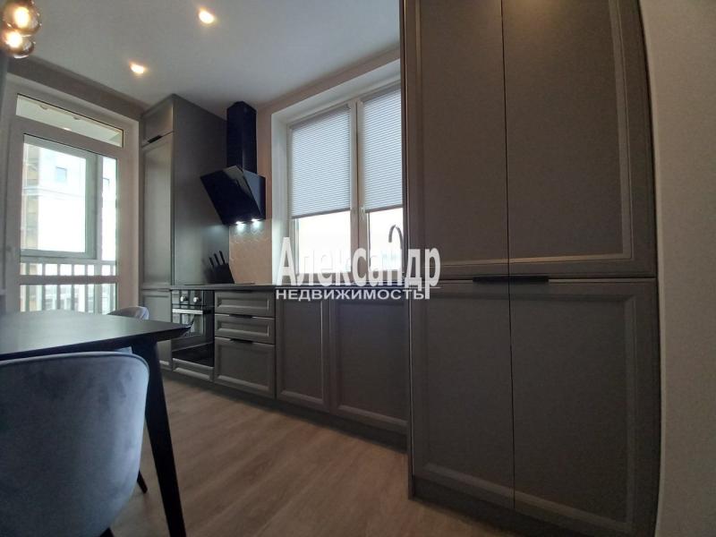 1-комн. квартира, 37 м², 18/19 этаж