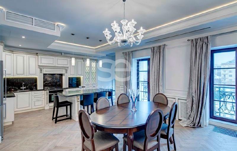 5-комн. квартира, 198 м², 5/7 этаж