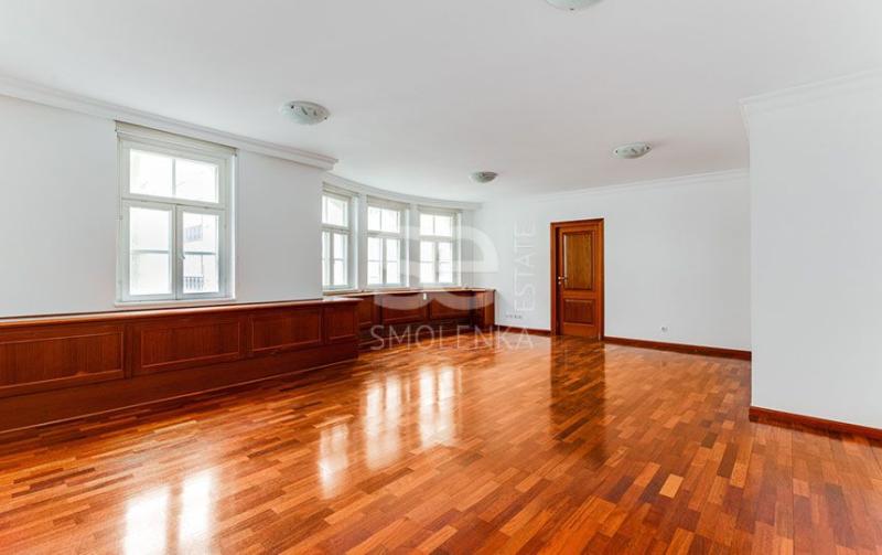 4-комн. квартира, 159 м², 4/5 этаж