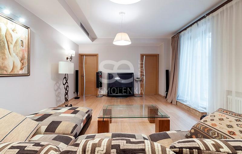 4-комн. квартира, 180 м², 6/10 этаж