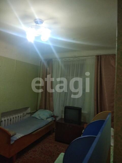 2-комн. квартира, 52 м², 1/3 этаж
