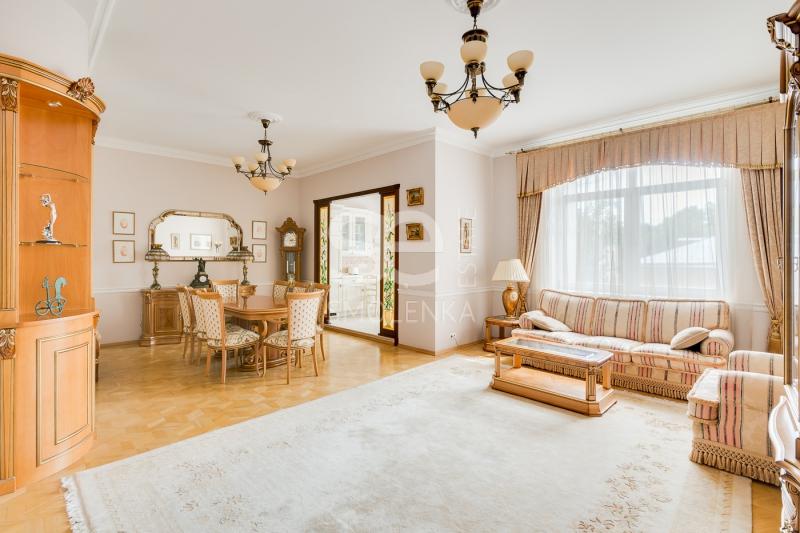 4-комнатная Квартира, 168 м2