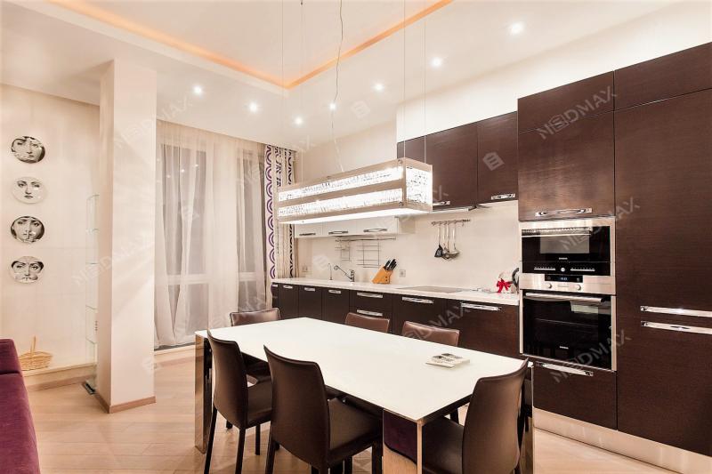 3-комн. квартира, 100 м², 5/7 этаж