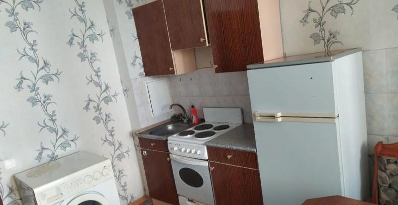 2-комн. квартира, 65 м², 4/5 этаж